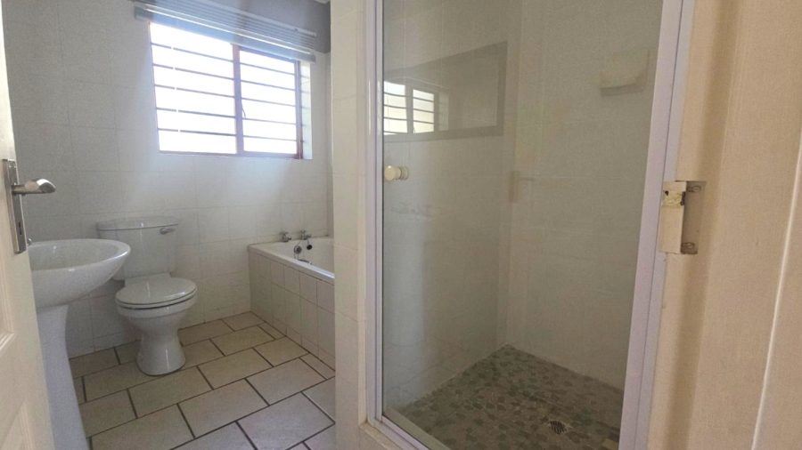 2 Bedroom Property for Sale in Jeffreys Bay Central Eastern Cape